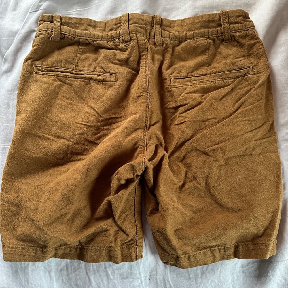 30’ Khaki Shorts